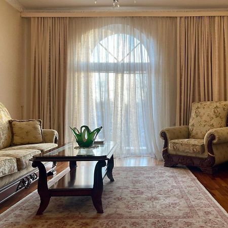 Classy Apartment In Good Neighbourhood รีกา ภายนอก รูปภาพ